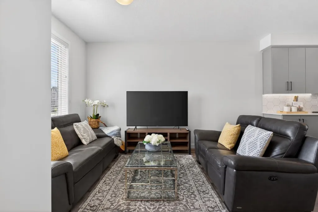 86 Evanscrest Manor NW Calgary AB T3P 1R3