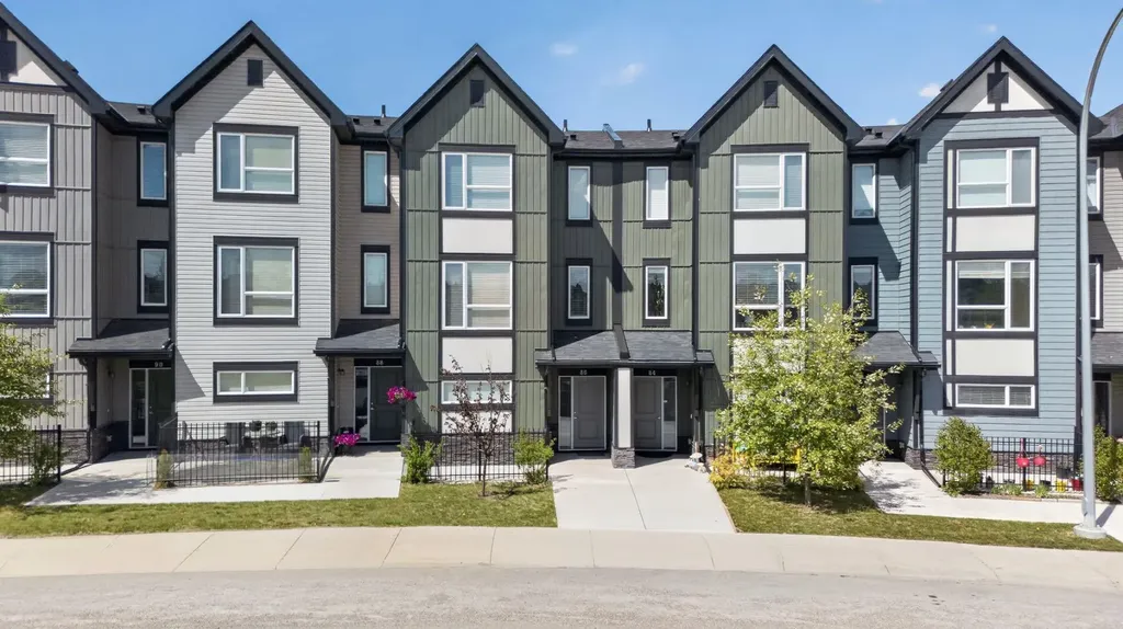 86 Evanscrest Manor NW Calgary AB T3P 1R3