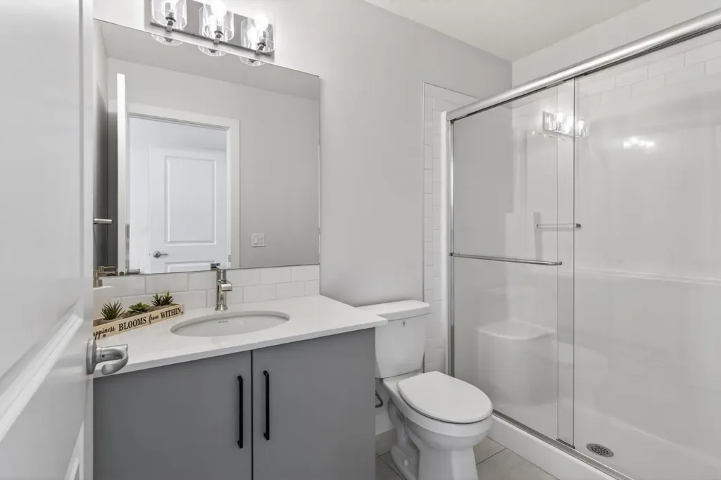 86 Evanscrest Manor NW Calgary AB T3P 1R3