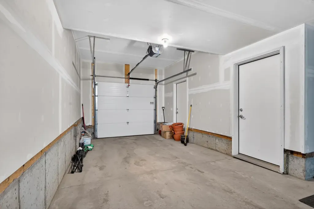 86 Evanscrest Manor NW Calgary AB T3P 1R3