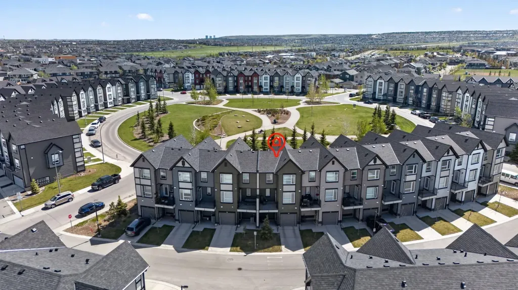 86 Evanscrest Manor NW Calgary AB T3P 1R3