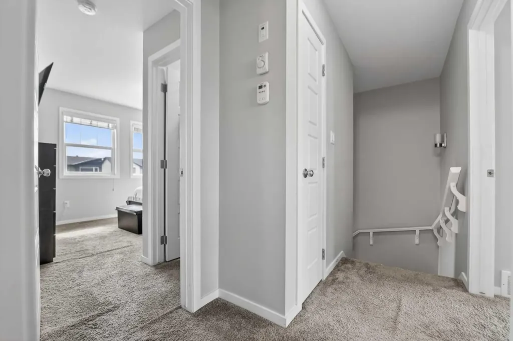 2812 47 Street S Lethbridge AB T1K 8J7