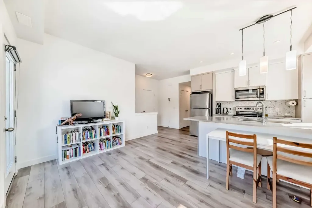 123 Spring Creek Common SW Calgary AB T3H 6E2