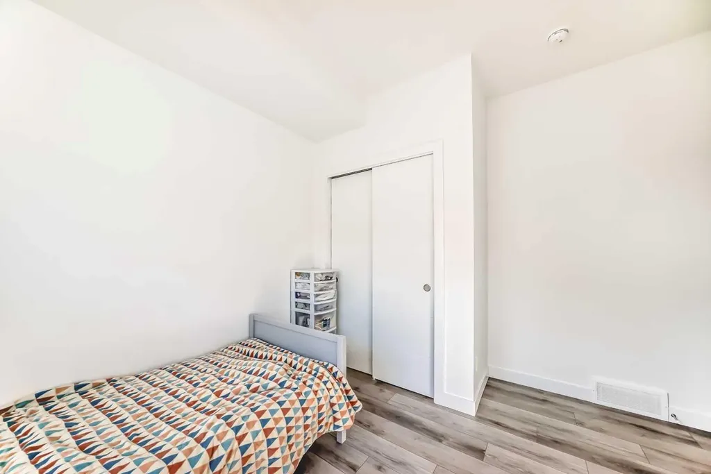 123 Spring Creek Common SW Calgary AB T3H 6E2