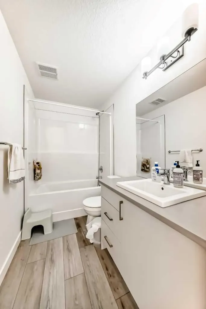123 Spring Creek Common SW Calgary AB T3H 6E2