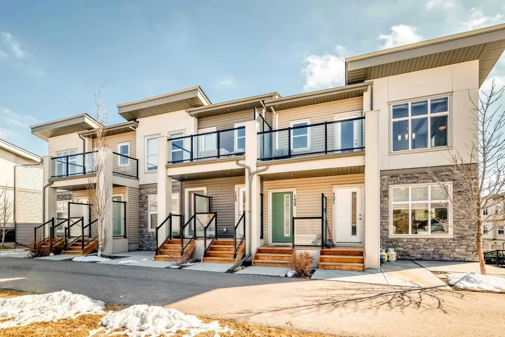 123 Spring Creek Common SW Calgary AB T3H 6E2