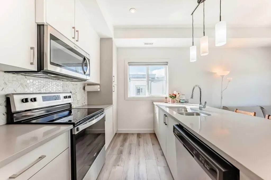 123 Spring Creek Common SW Calgary AB T3H 6E2