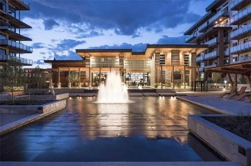 122 Mahogany Centre SE Calgary AB T3M 2Y1