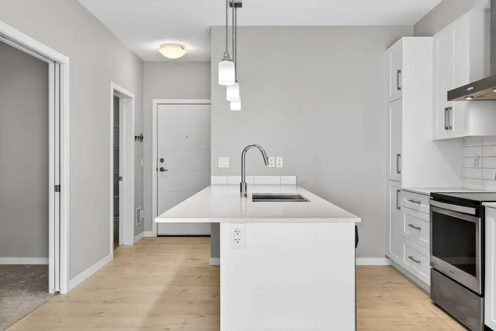 122 Mahogany Centre SE Calgary AB T3M 2Y1