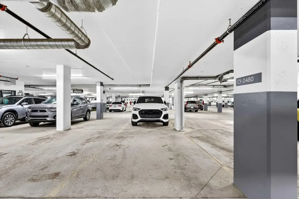 122 Mahogany Centre SE Calgary AB T3M 2Y1