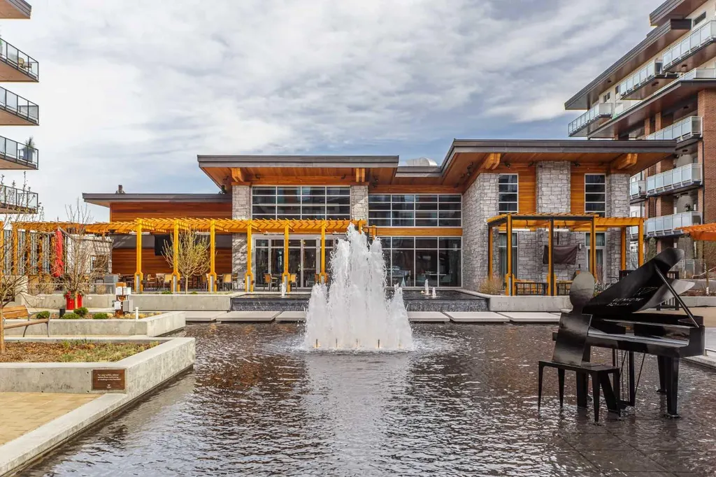 122 Mahogany Centre SE Calgary AB T3M 2Y1