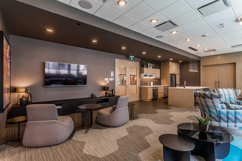 122 Mahogany Centre SE Calgary AB T3M 2Y1