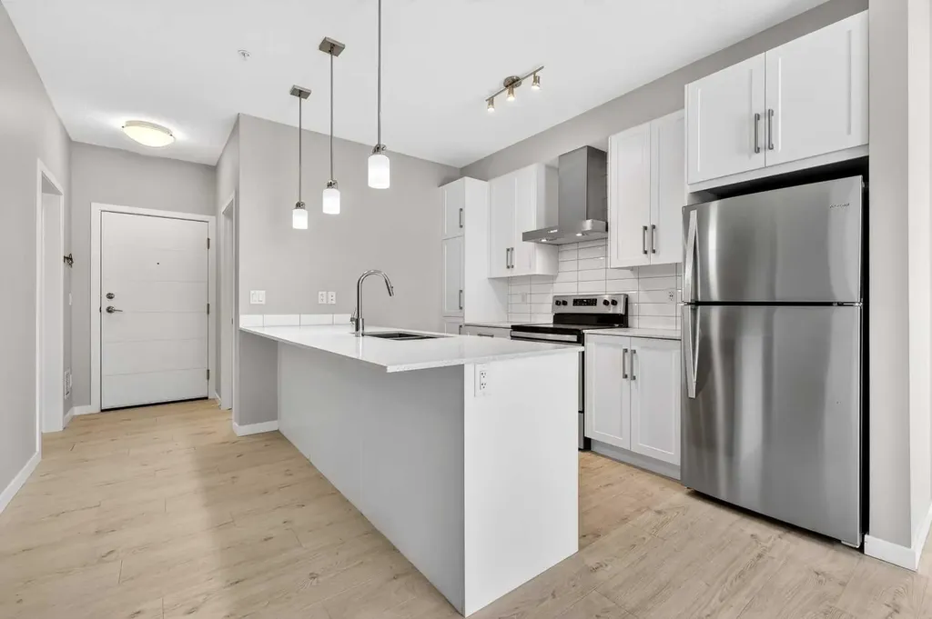 122 Mahogany Centre SE Calgary AB T3M 2Y1