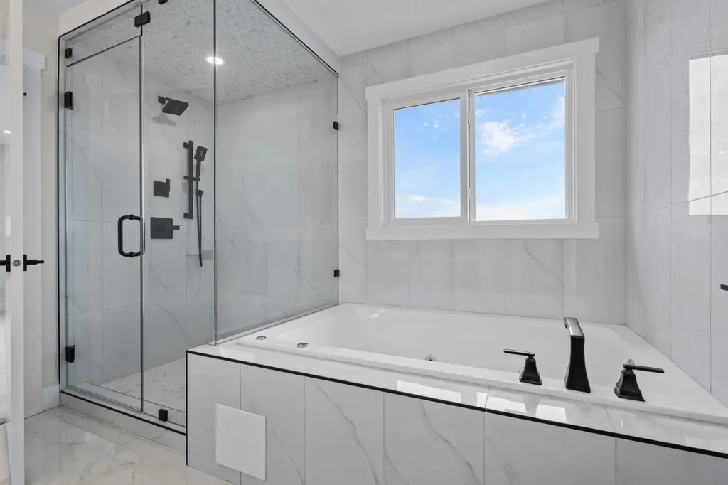 26 Cimarron Estates Gate Okotoks AB T1S 0M9