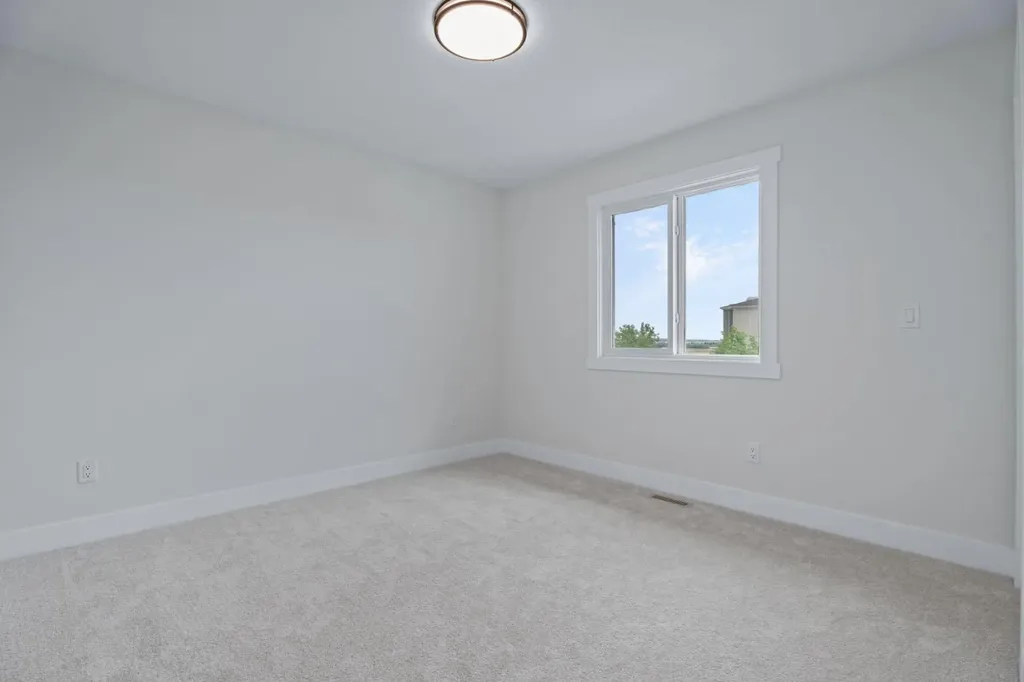 26 Cimarron Estates Gate Okotoks AB T1S 0M9