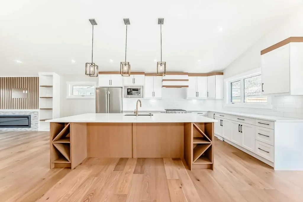152 Capri Avenue NW Calgary AB T2L 0H5
