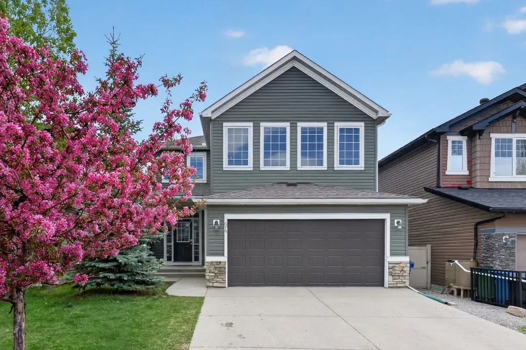 94 Evansdale Common NW Calgary AB T3P 0E6
