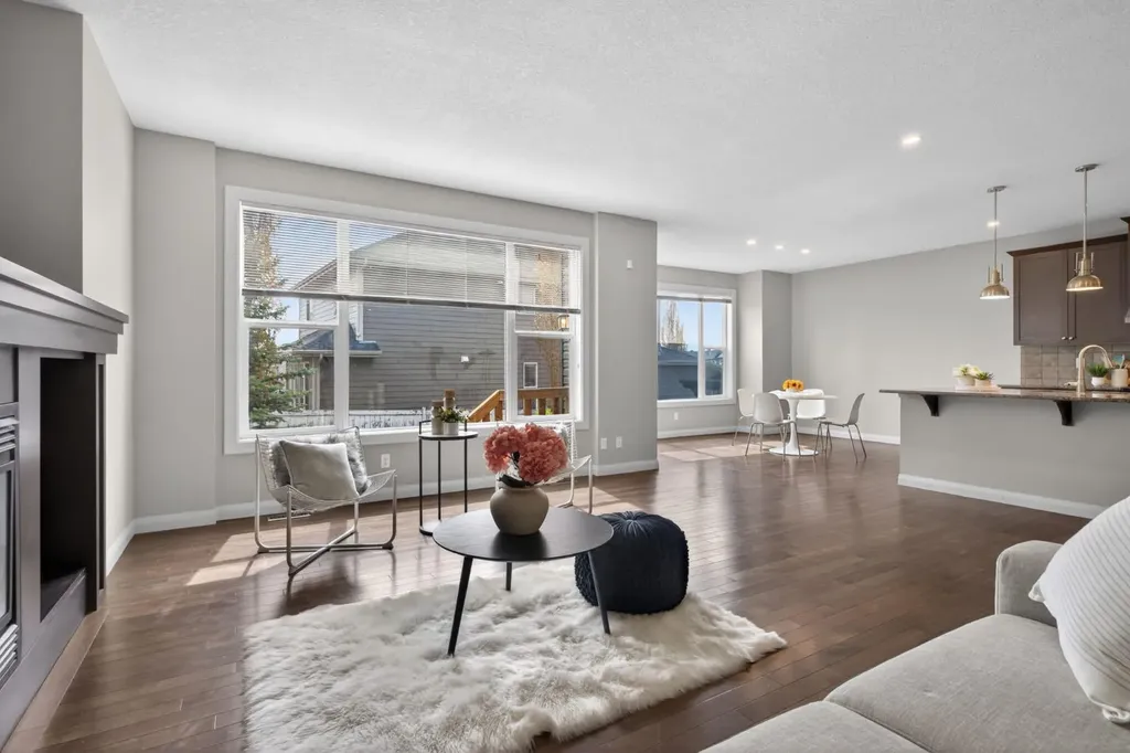 94 Evansdale Common NW Calgary AB T3P 0E6