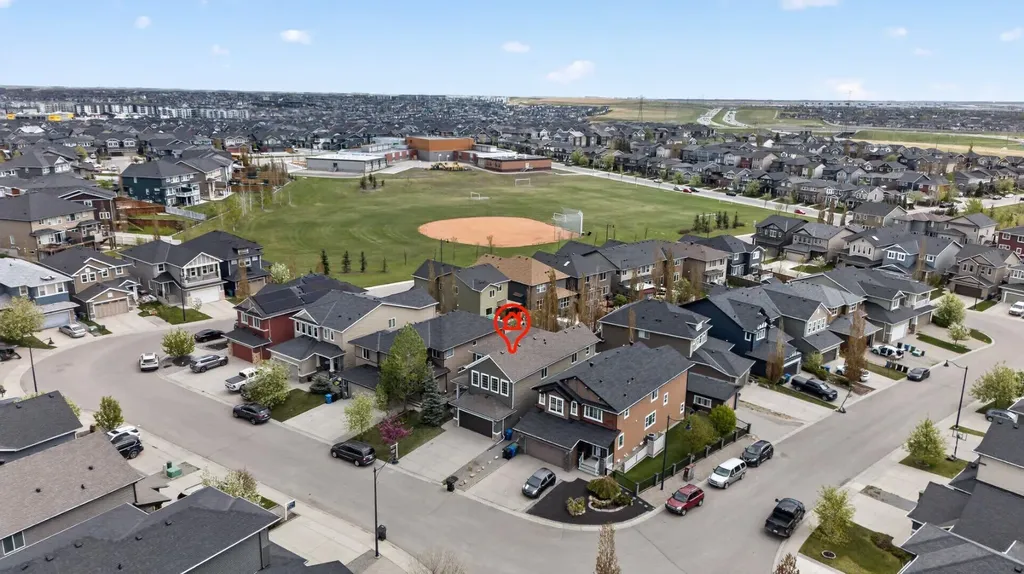 94 Evansdale Common NW Calgary AB T3P 0E6