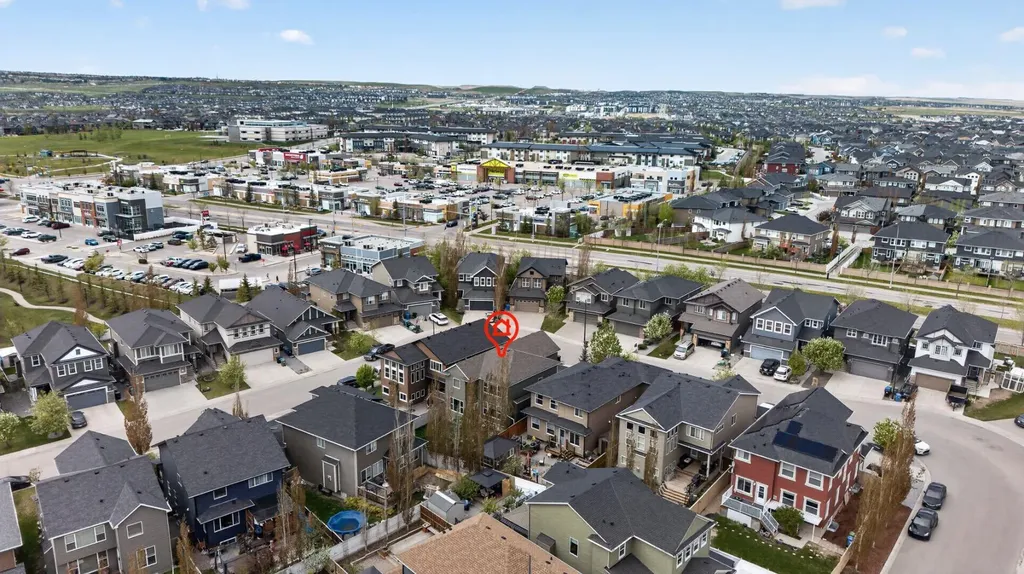 94 Evansdale Common NW Calgary AB T3P 0E6