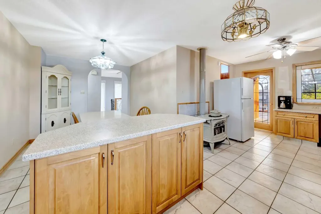 106 1 Street W Waseca SK S0M 3A0