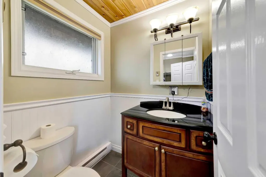 106 1 Street W Waseca SK S0M 3A0