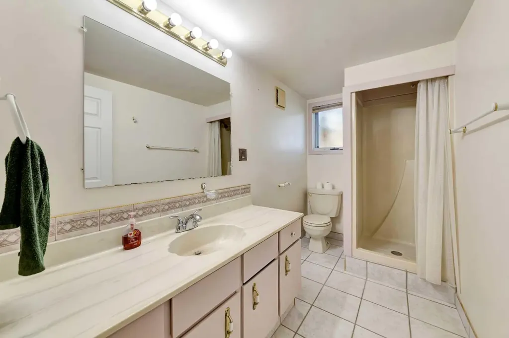 106 1 Street W Waseca SK S0M 3A0