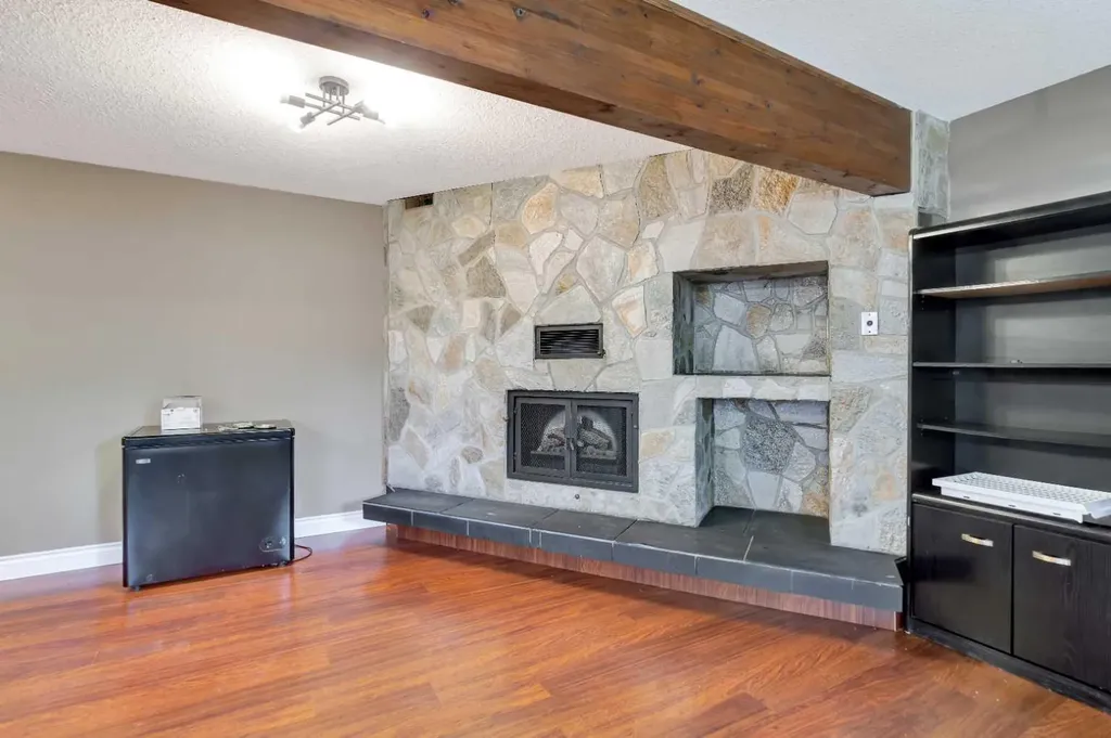 106 1 Street W Waseca SK S0M 3A0