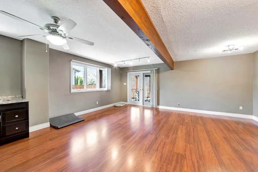 106 1 Street W Waseca SK S0M 3A0