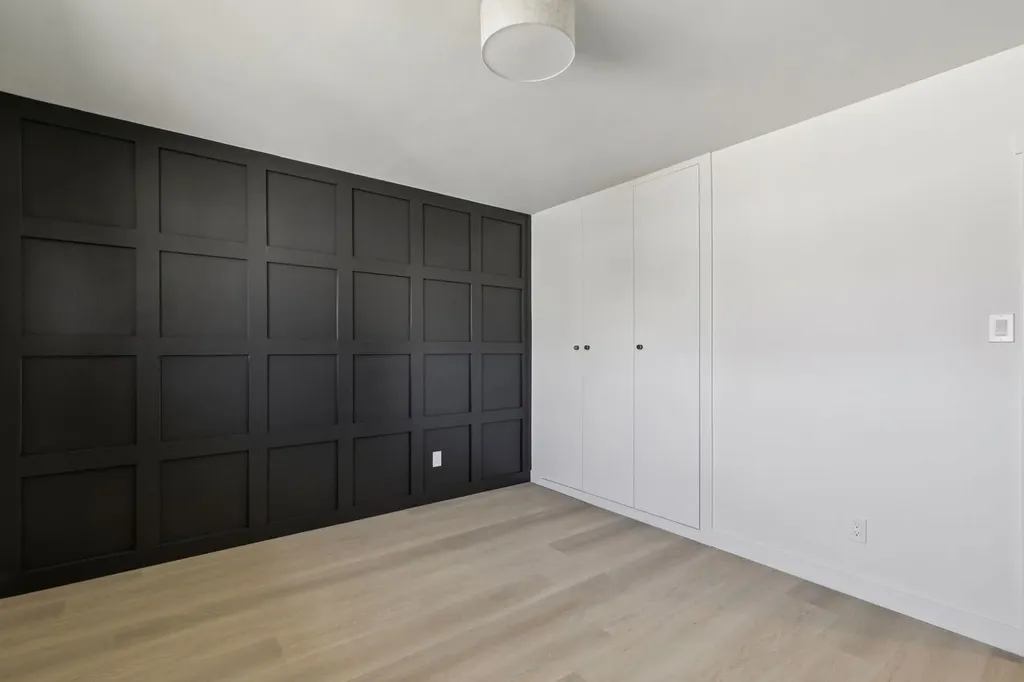 816 Avonlea Place SE Calgary AB T2H 1W3