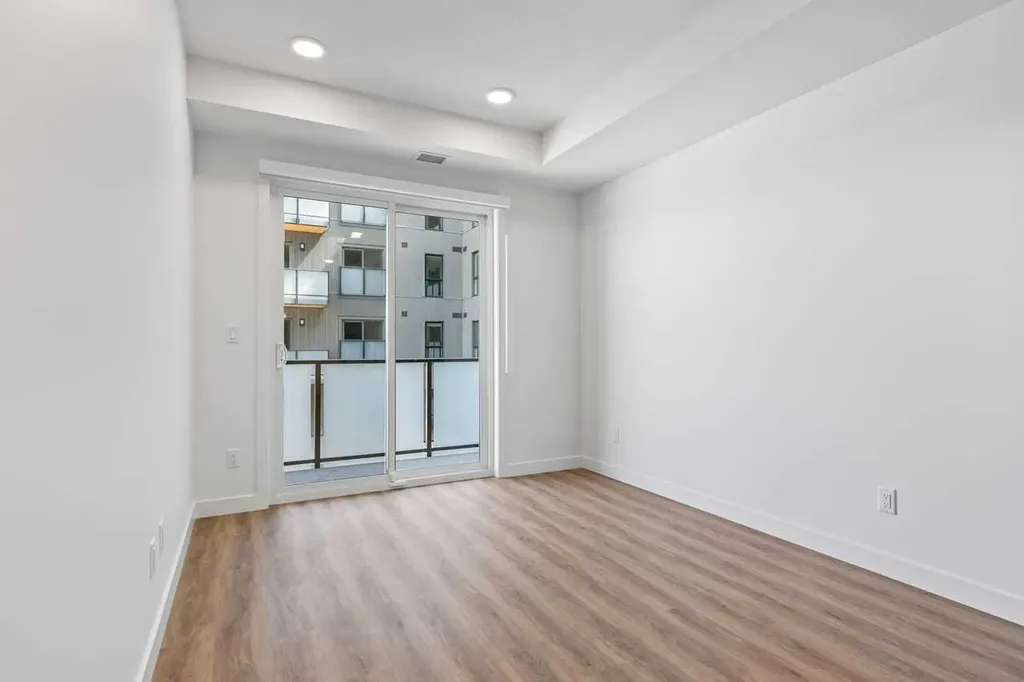 3107 Warren Street NW Calgary AB T3B6N7