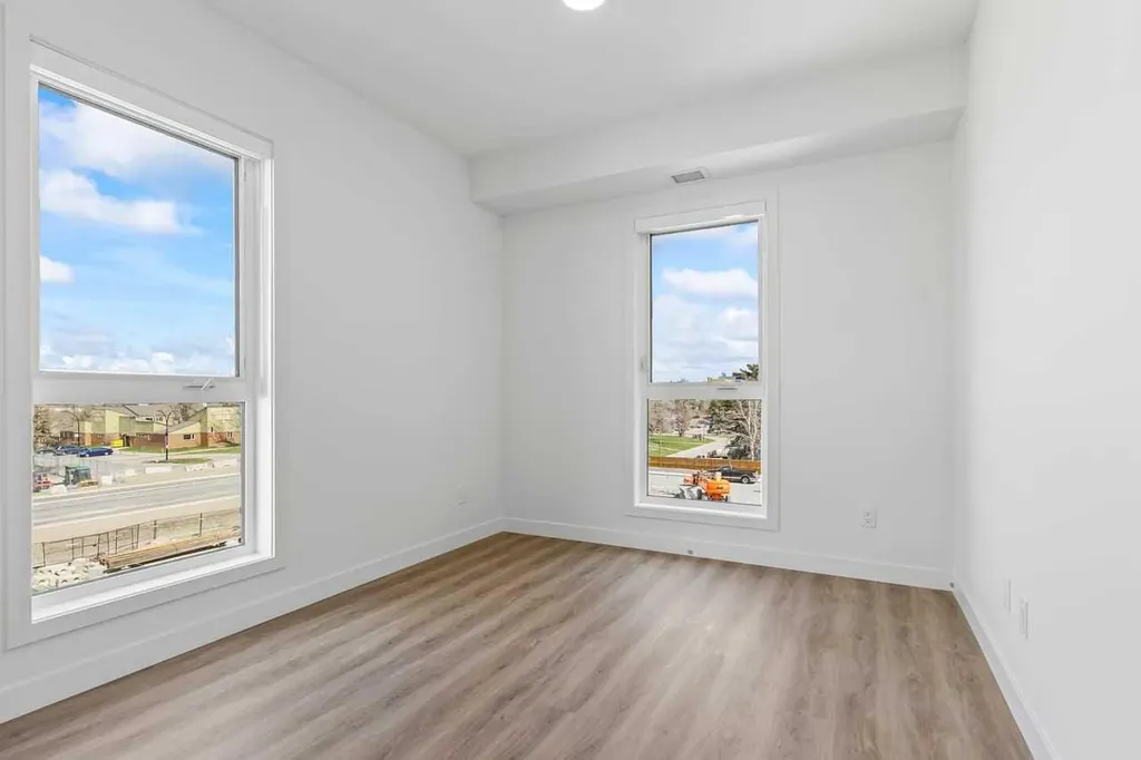 3107 Warren Street NW Calgary AB T3B6N7