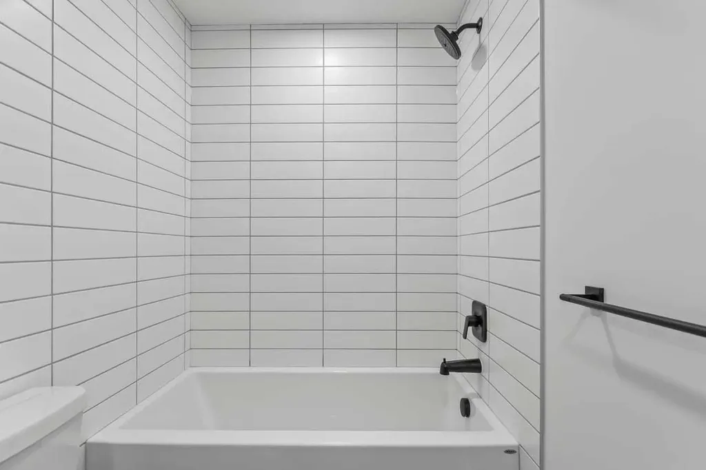 3107 Warren Street NW Calgary AB T3B6N7