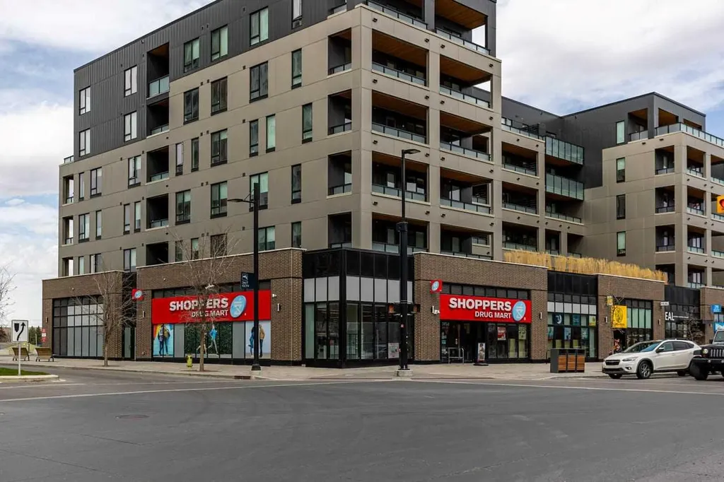 3107 Warren Street NW Calgary AB T3B6N7