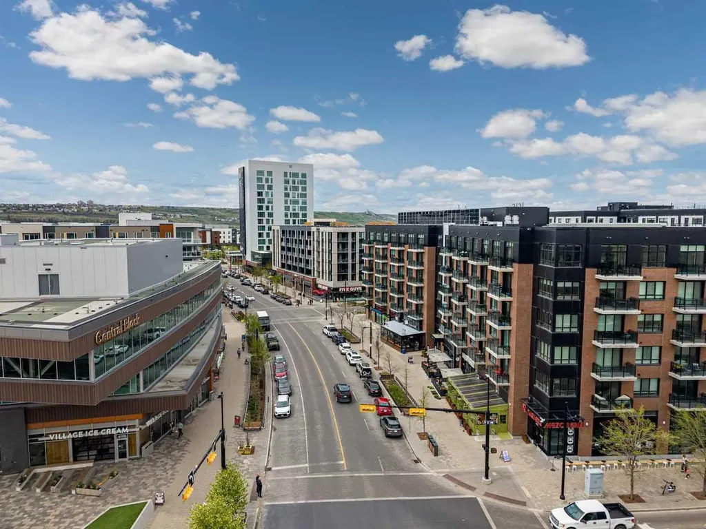 3107 Warren Street NW Calgary AB T3B6N7