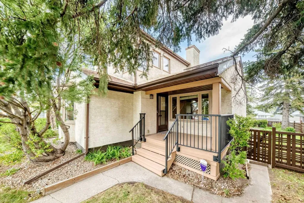 2518 21 Street SW Calgary AB T2T 5A8