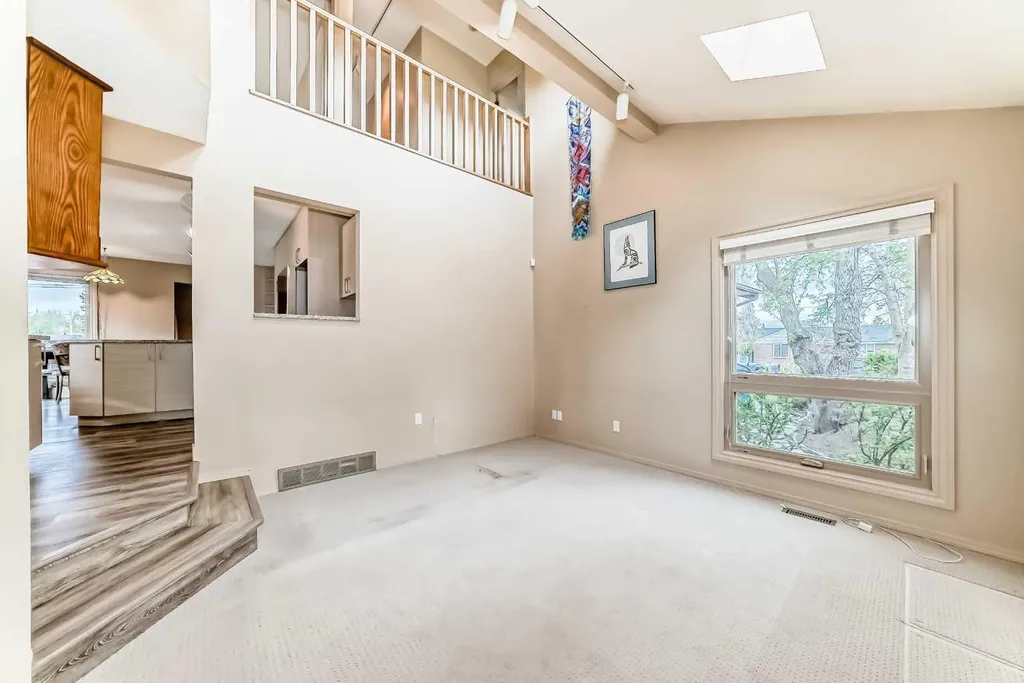 2518 21 Street SW Calgary AB T2T 5A8