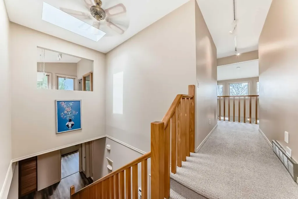 2518 21 Street SW Calgary AB T2T 5A8