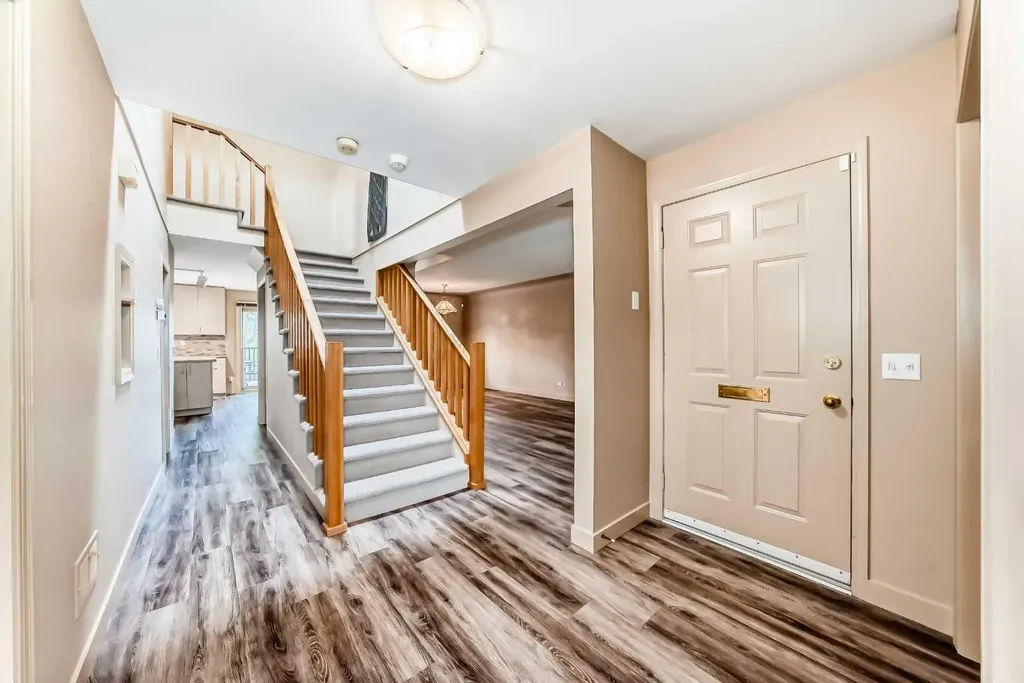2518 21 Street SW Calgary AB T2T 5A8
