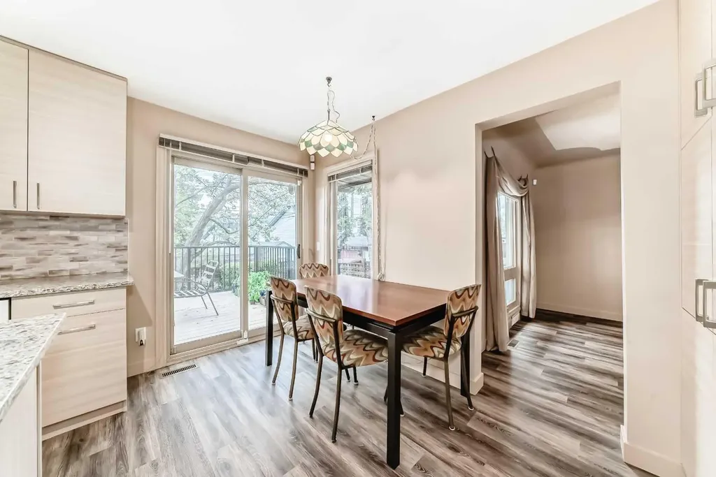 2518 21 Street SW Calgary AB T2T 5A8