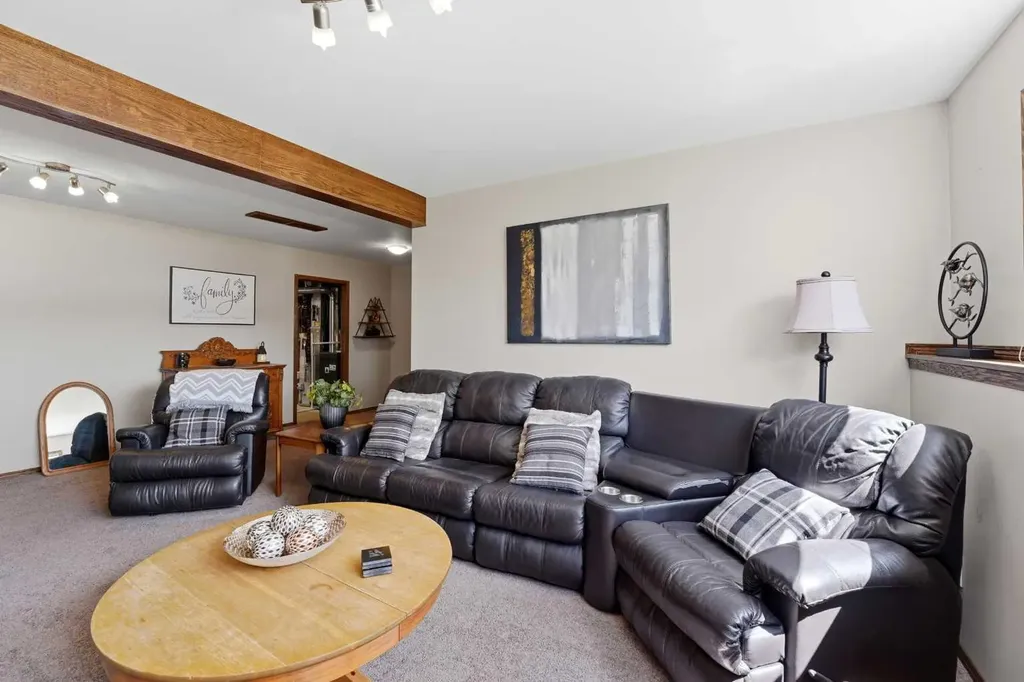 4840 Westbrooke Road Blackfalds AB T4M 0K7