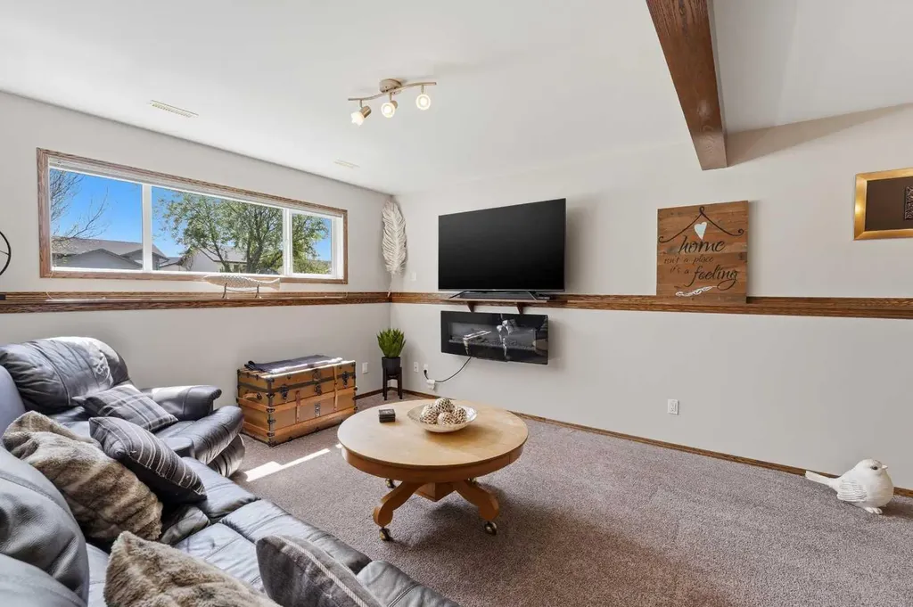 4840 Westbrooke Road Blackfalds AB T4M 0K7