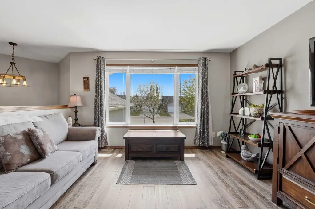 4840 Westbrooke Road Blackfalds AB T4M 0K7