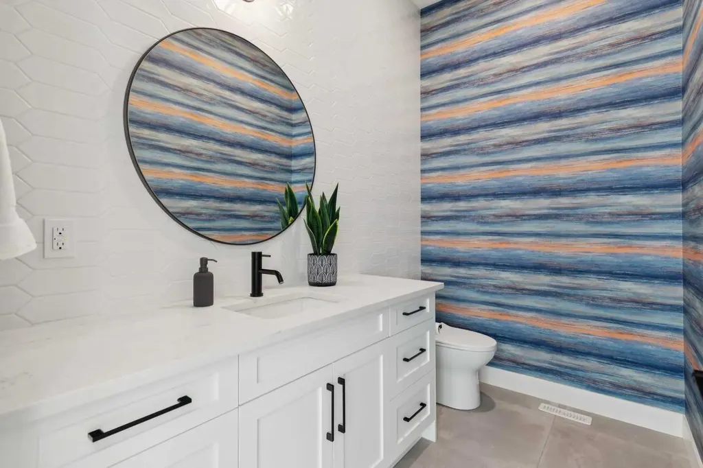 3728 5 Avenue SW Calgary AB T3C 0B8