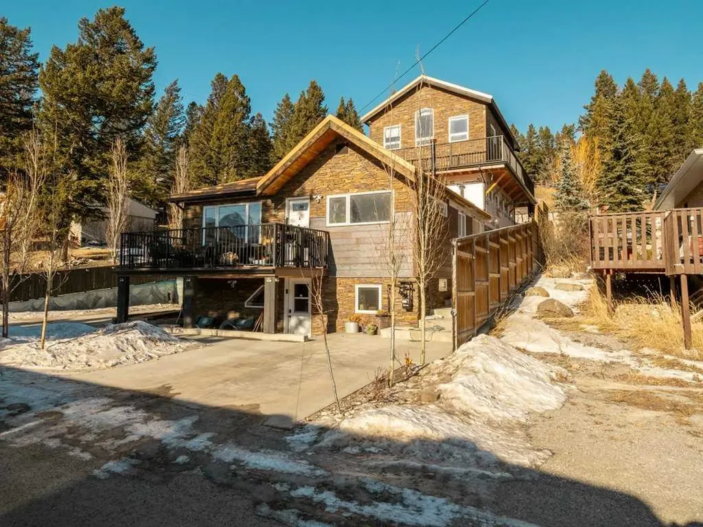 6501 22 Avenue Coleman AB T0K0M0