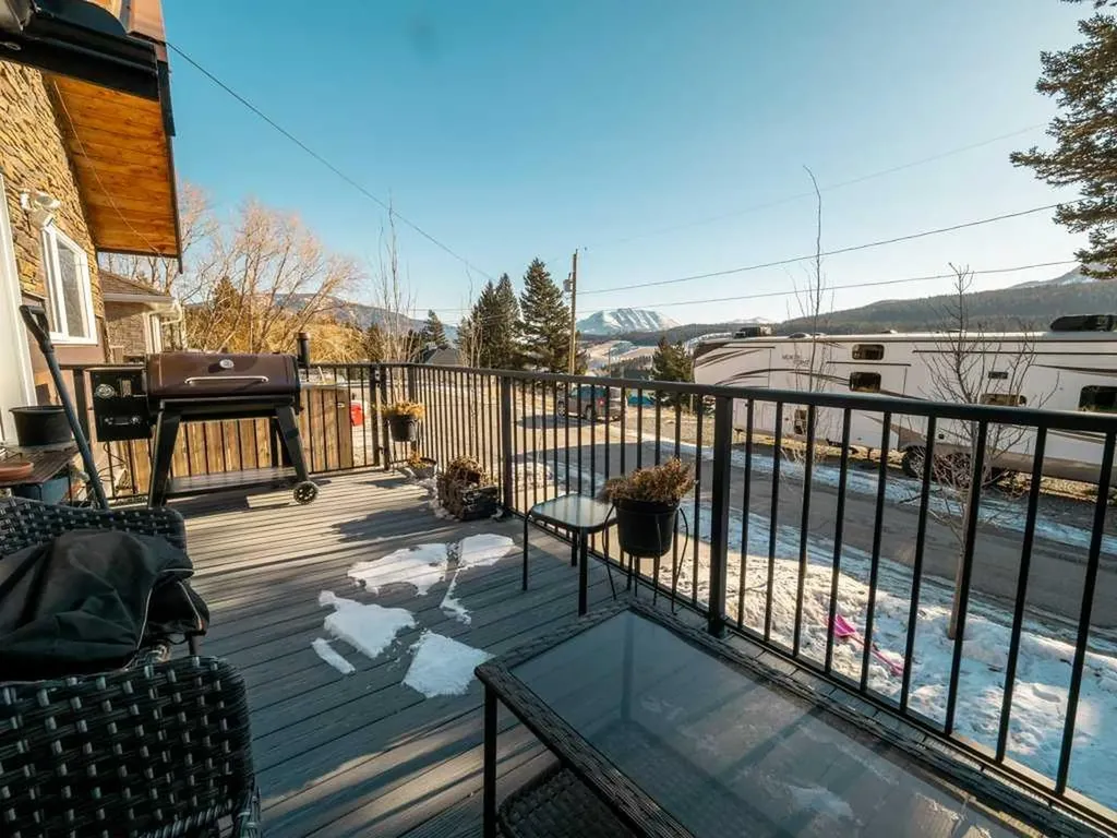 6501 22 Avenue Coleman AB T0K0M0