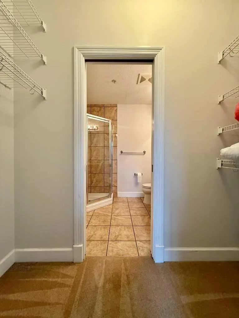 9918 Gordon Avenue Fort Mcmurray AB T9H5L1