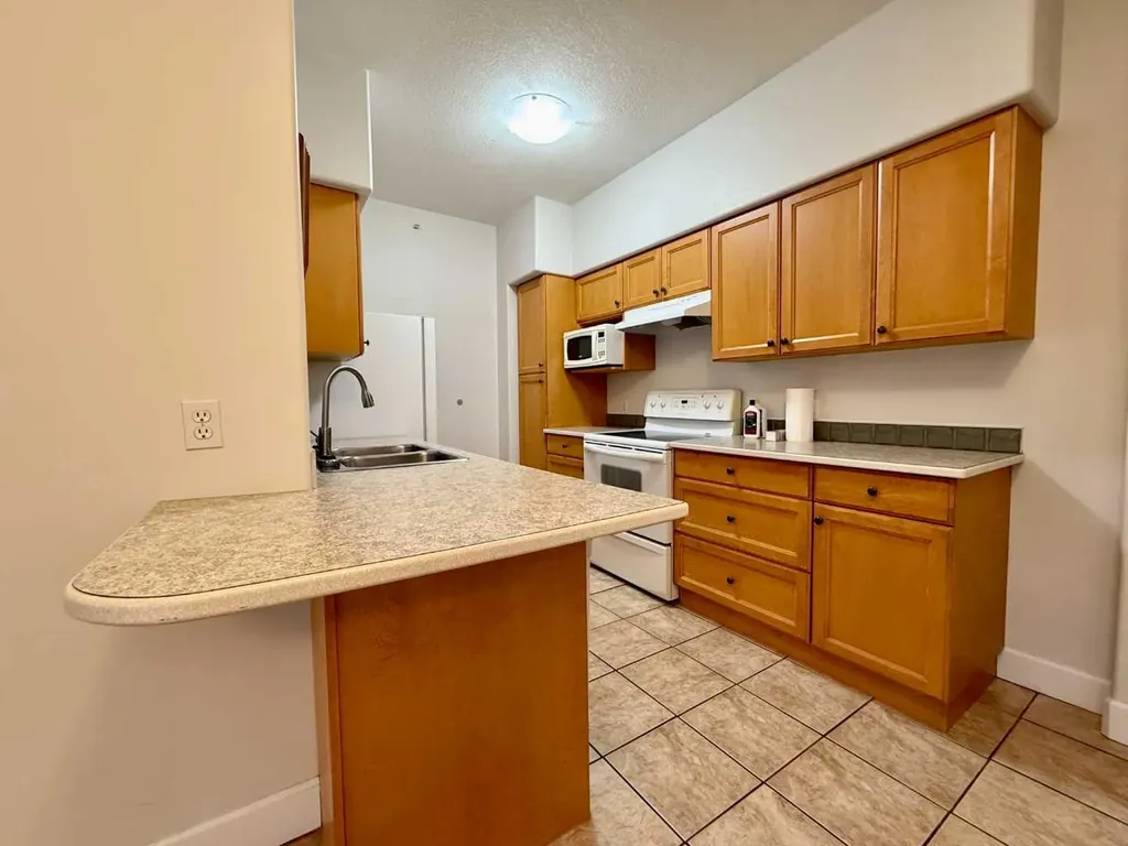 9918 Gordon Avenue Fort Mcmurray AB T9H5L1
