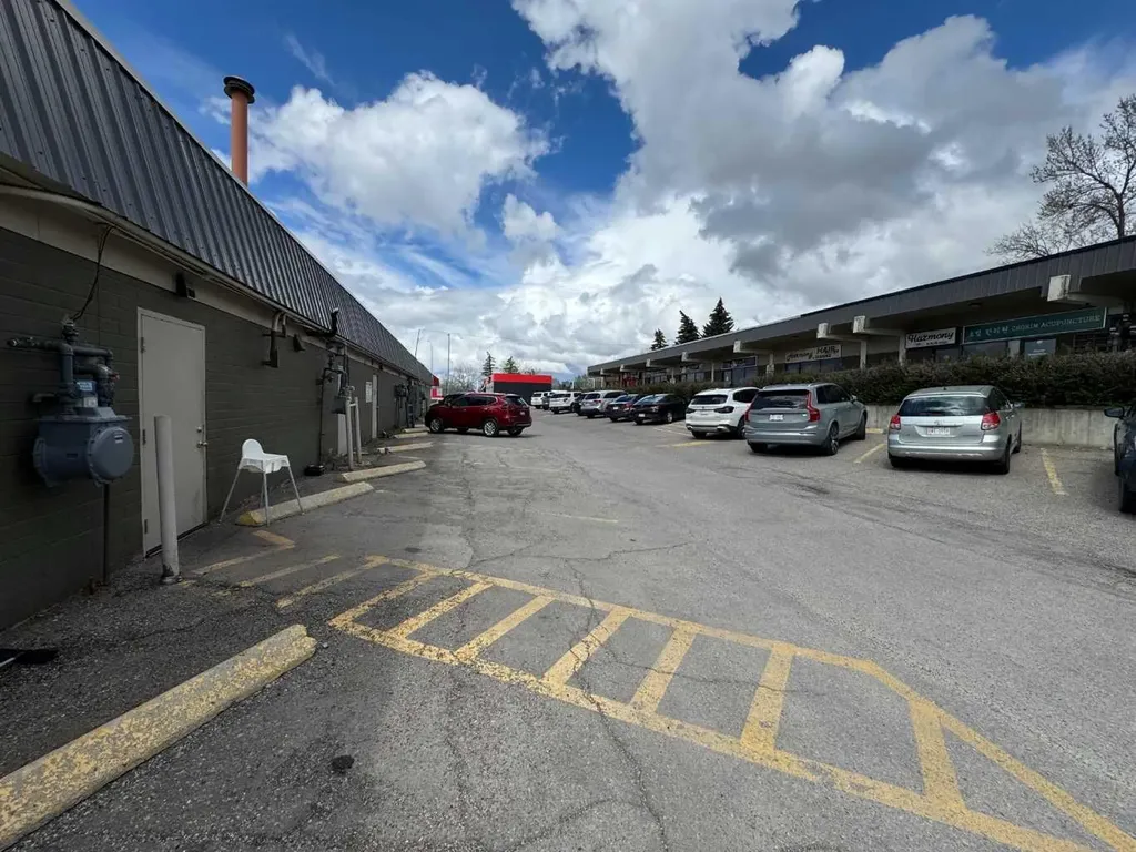 3616 52 Avenue NW Calgary AB T2L 1V9