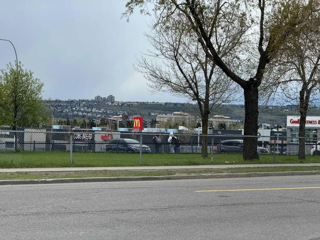 3616 52 Avenue NW Calgary AB T2L 1V9